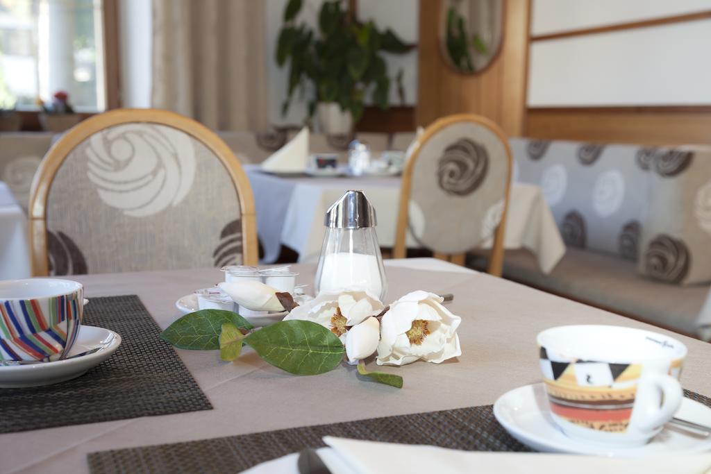 Hotel Garni Gletschertor Эцталь-Банхоф Экстерьер фото